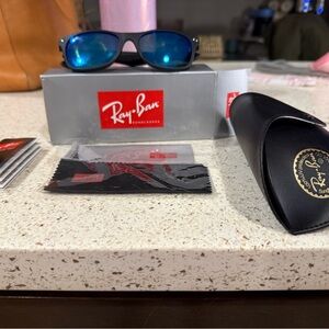 Ray-Ban Men's Sunglasses with Black Frame and Blue Lenses